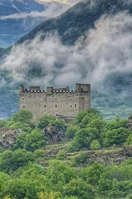 Appartamento Di Montagna Lo Grop Chambave Dış mekan fotoğraf